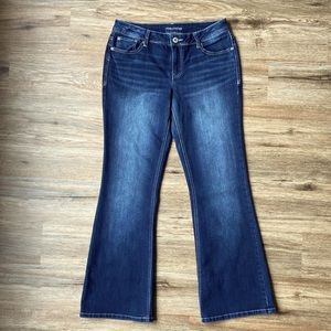 Maurices Flare Jeans SZ 9/10 EUC